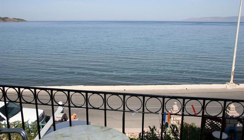 Apartment Toula Petra  Exterior foto